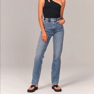 Abercrombie & Fitch 90s Ultra High Rise Straight Jeans